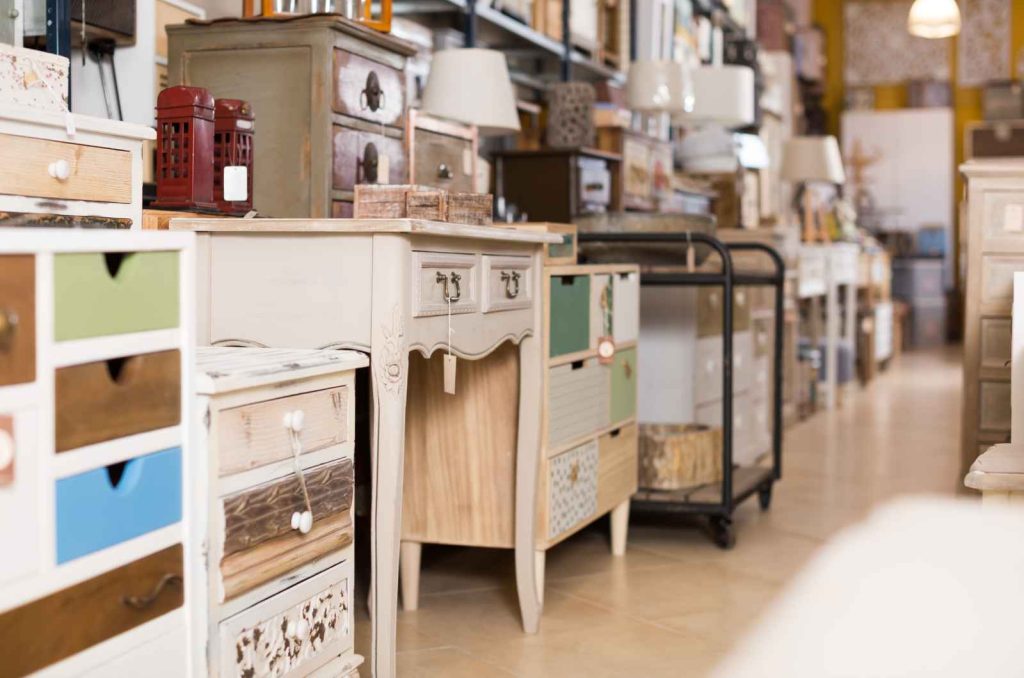 חנות רהיטים לבית